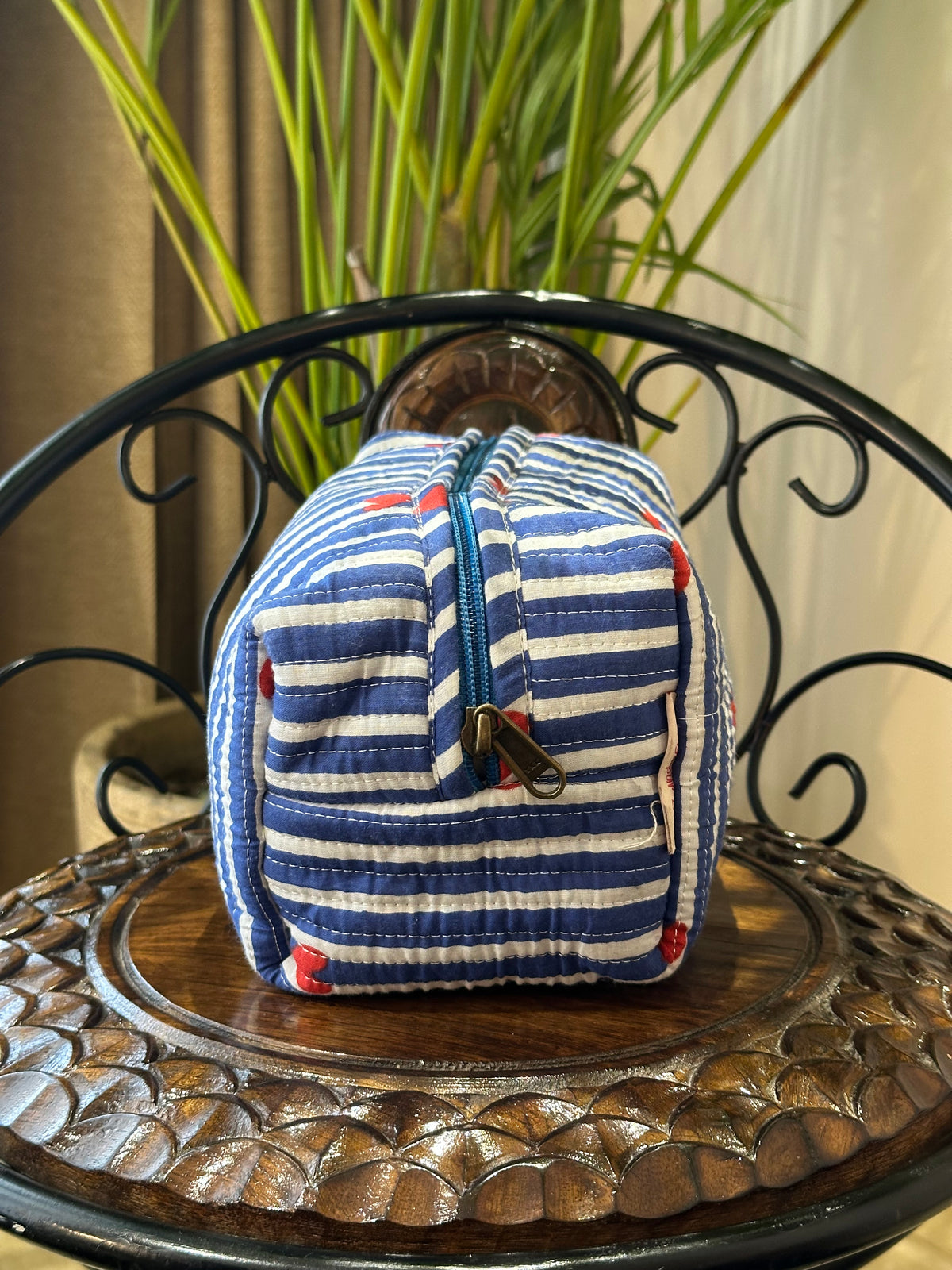 Single Pouch- Blue Stripes