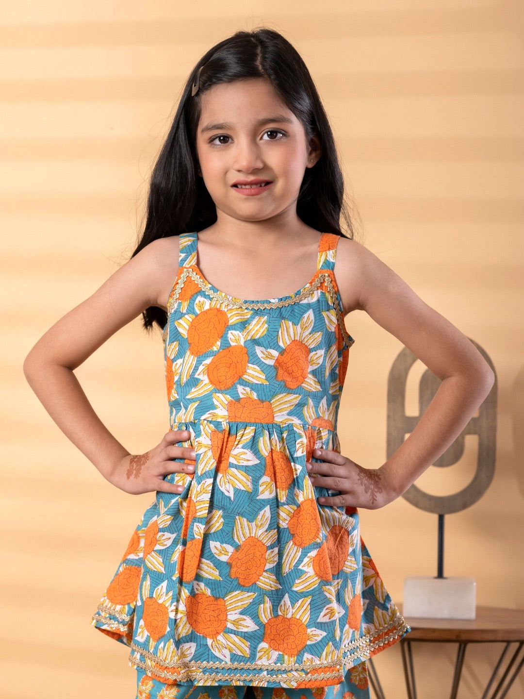 Gulmo Girls’ Peplum Set