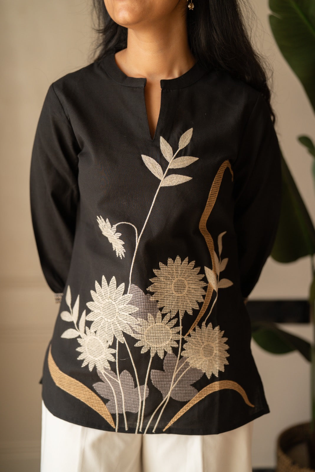 Rita Embroidered Short Top- Black