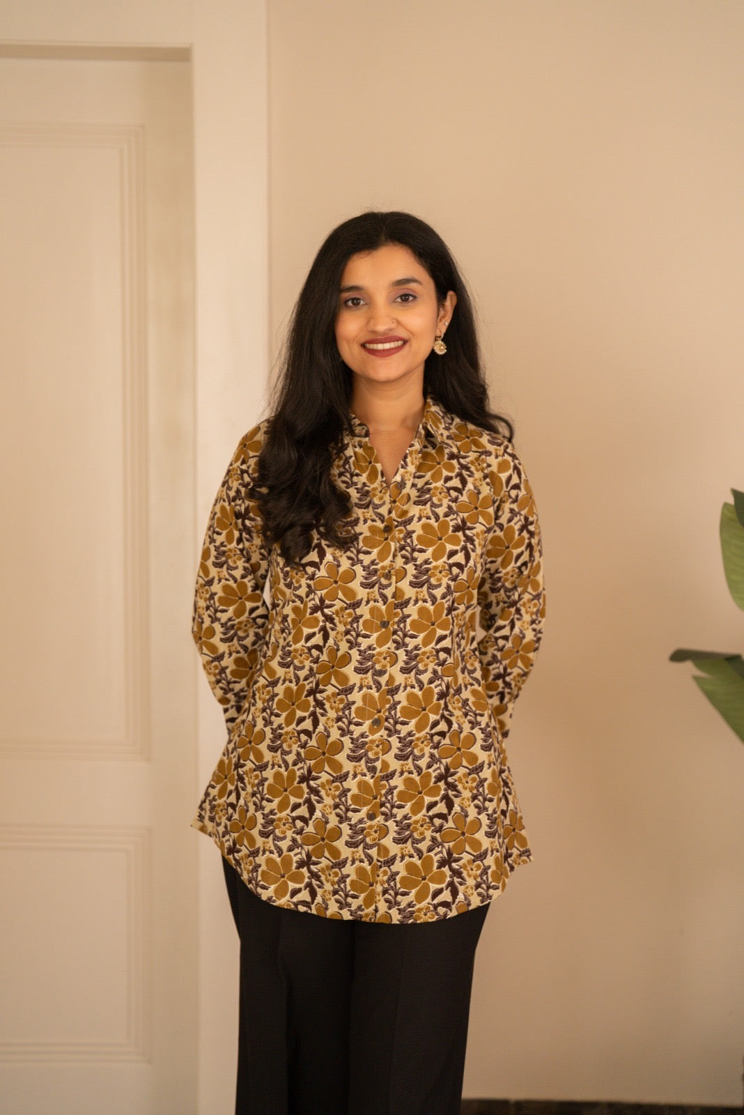 Zora Slub Cotton Shirt- Brown Leaves