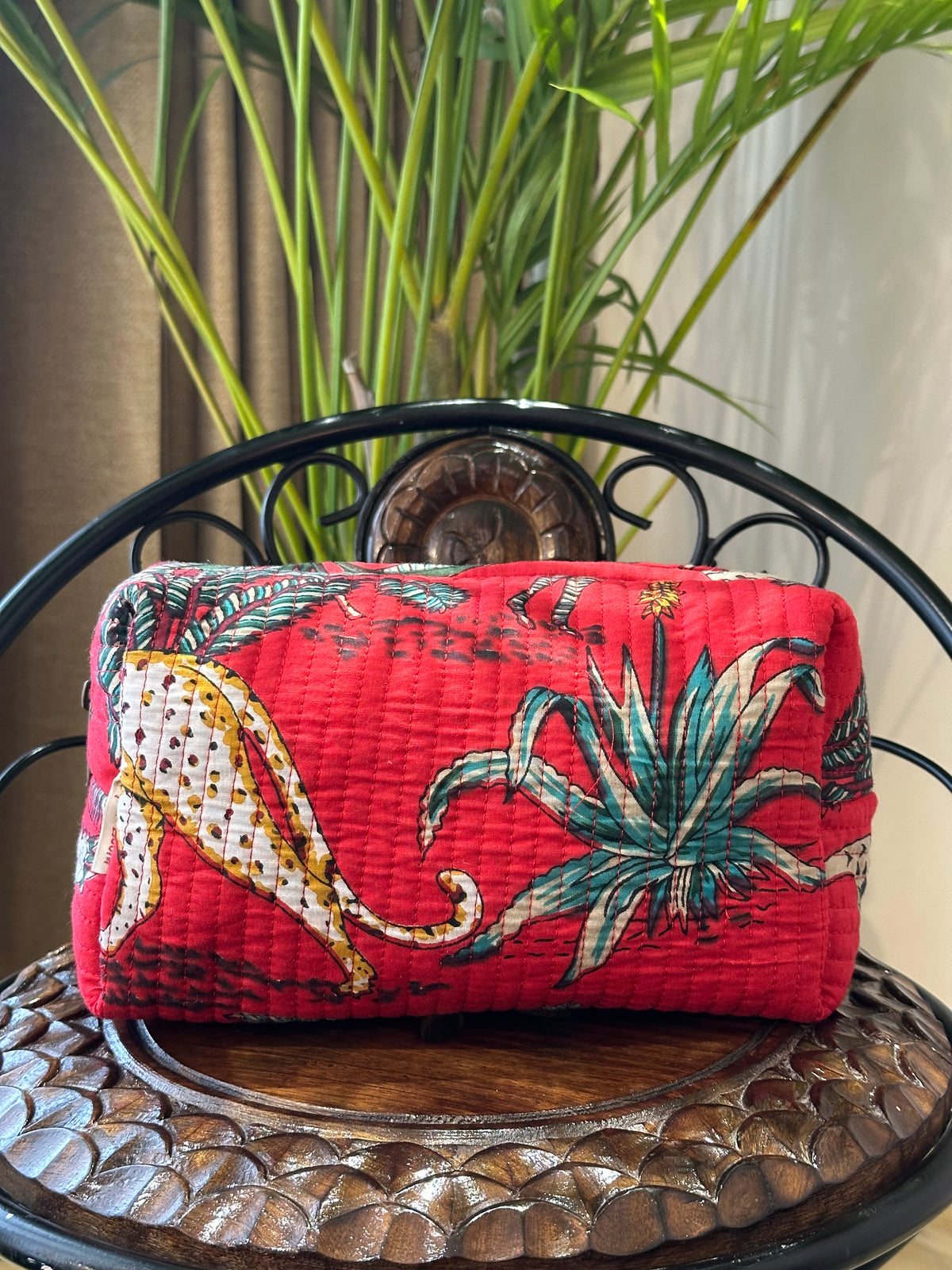 Single Pouch- Red Jungle