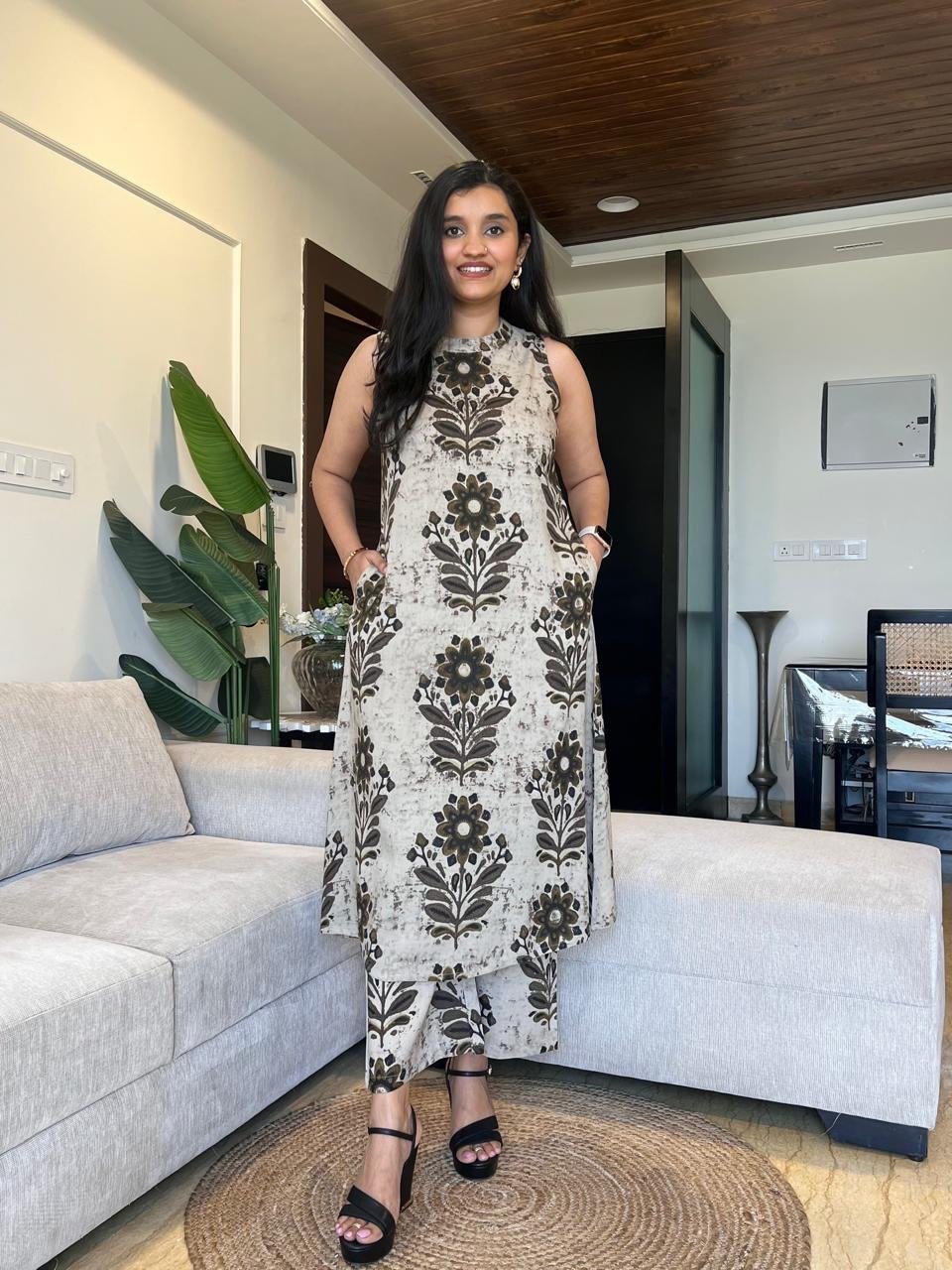 Jasmine Closed Neck Coord Set- Earthy Motifs