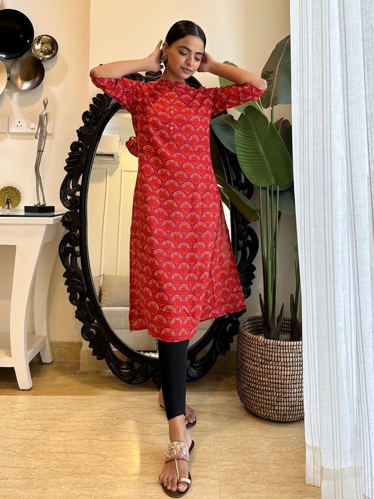 Weekend Rayon Kurta- Red Fans