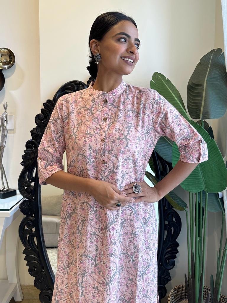 Weekend Cotton Kurta- Powder Pink Floral