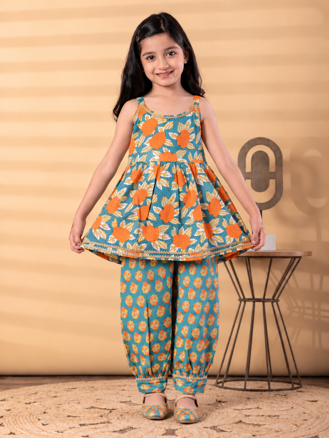 Gulmo Girls’ Peplum Set