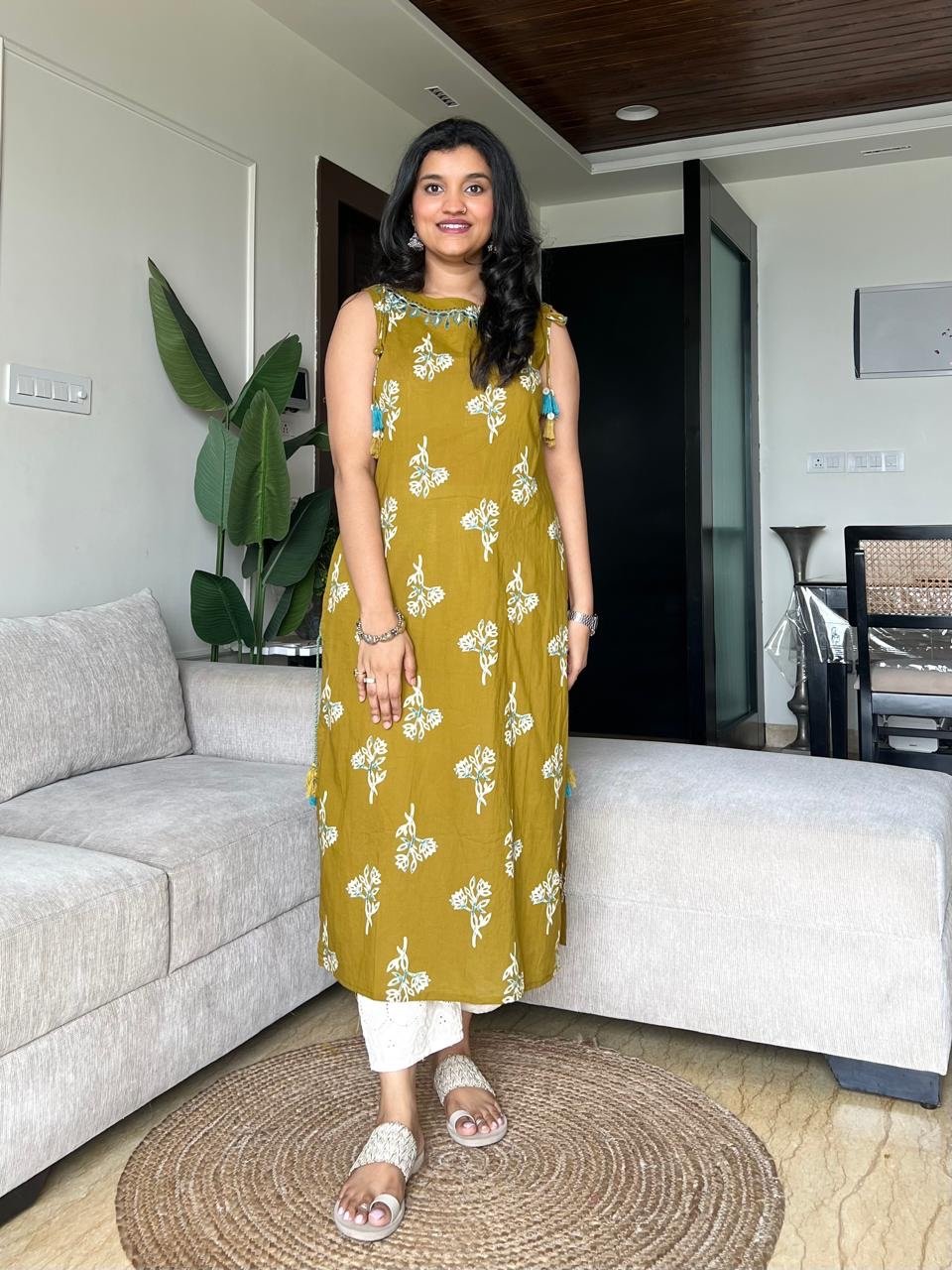Roshni Sleeveless Cotton Tassel Kurta- Olive Boota