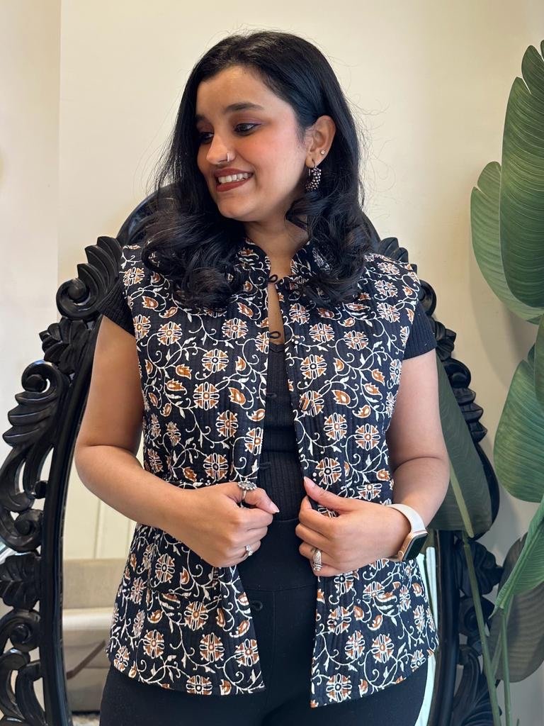 Reversible Quilted Sleeveless Jacket- Black Floral Jaal