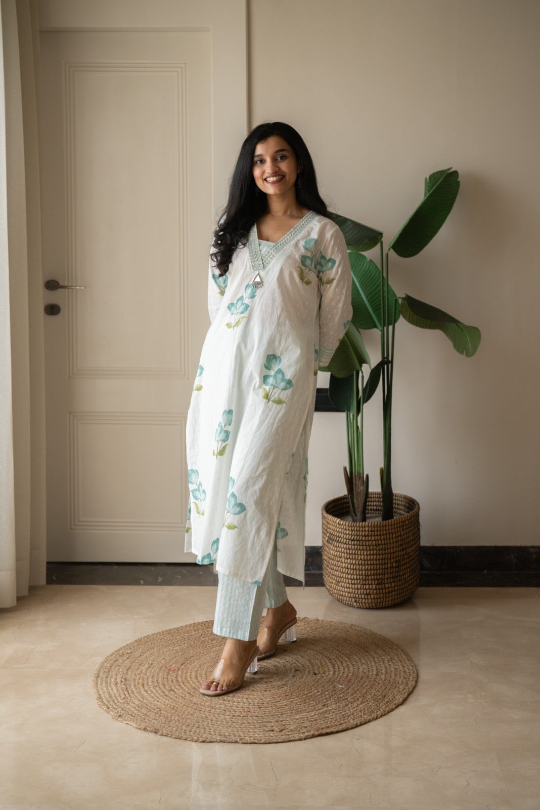 Gusha Cotton Suit- White & Blue