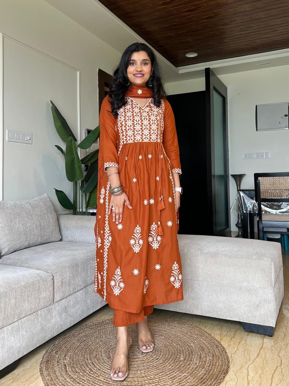 Karishma Embroidered Crushed Dupatta Set- Orange