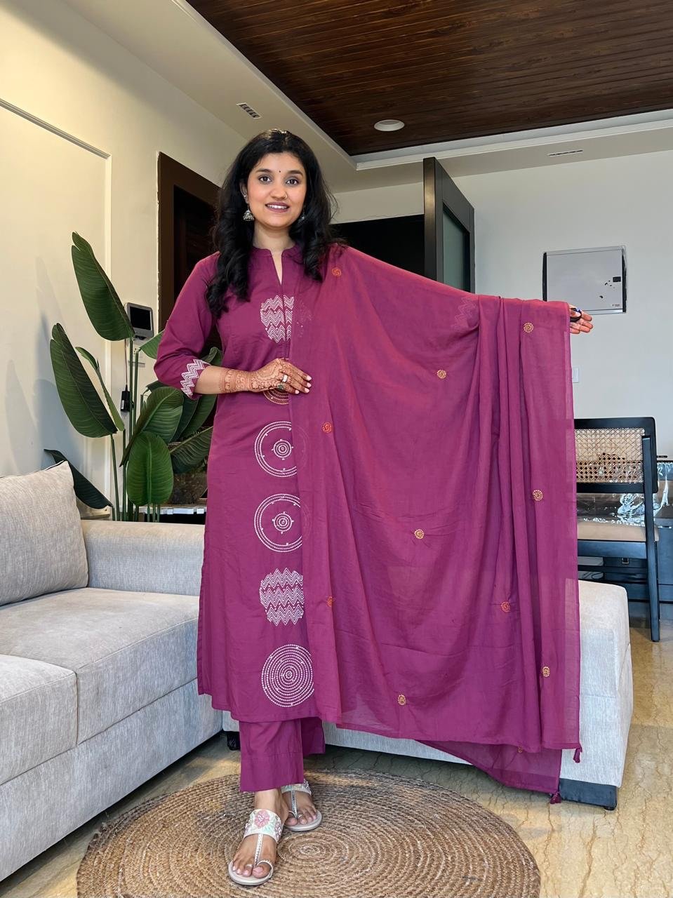 Radha Embroidered Cotton Set- Dark Pink