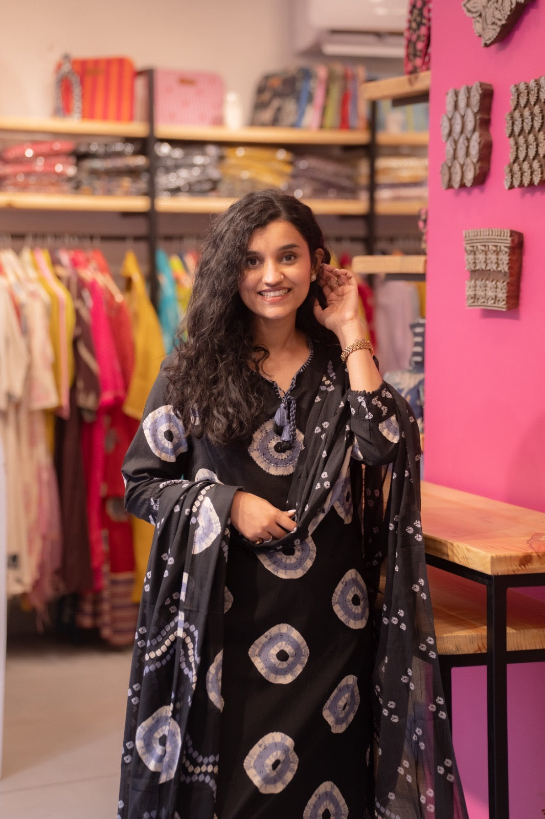 Siyara Unique Bandhej Cotton Suit