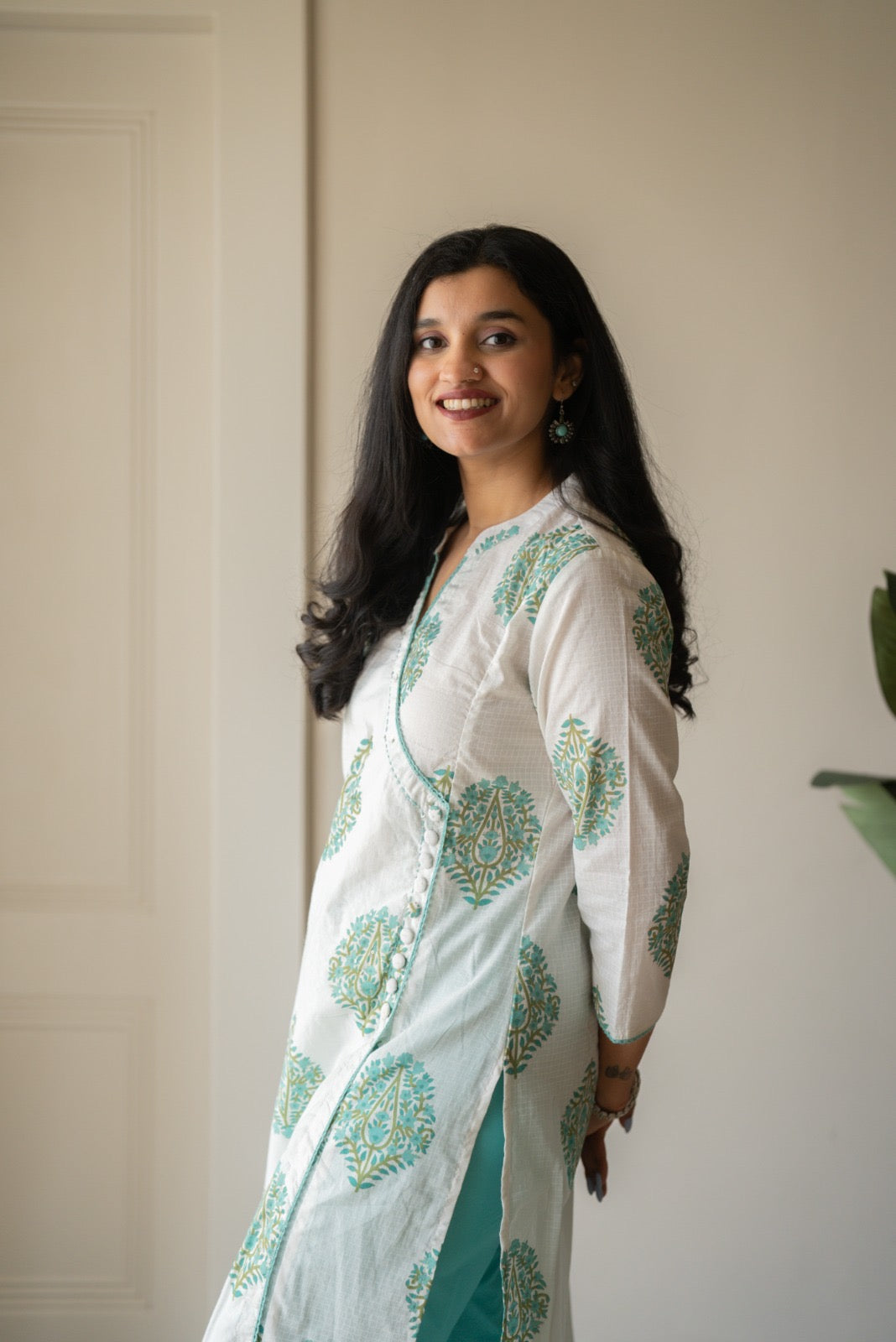 Ruh Angrakha White Boota Set- Green