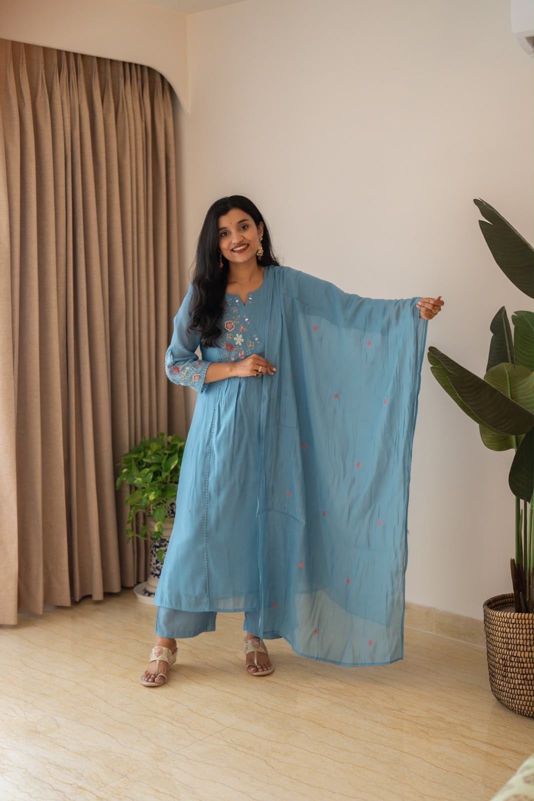 Aaina Embroidered Mul Chanderi Suit- Sky Blue