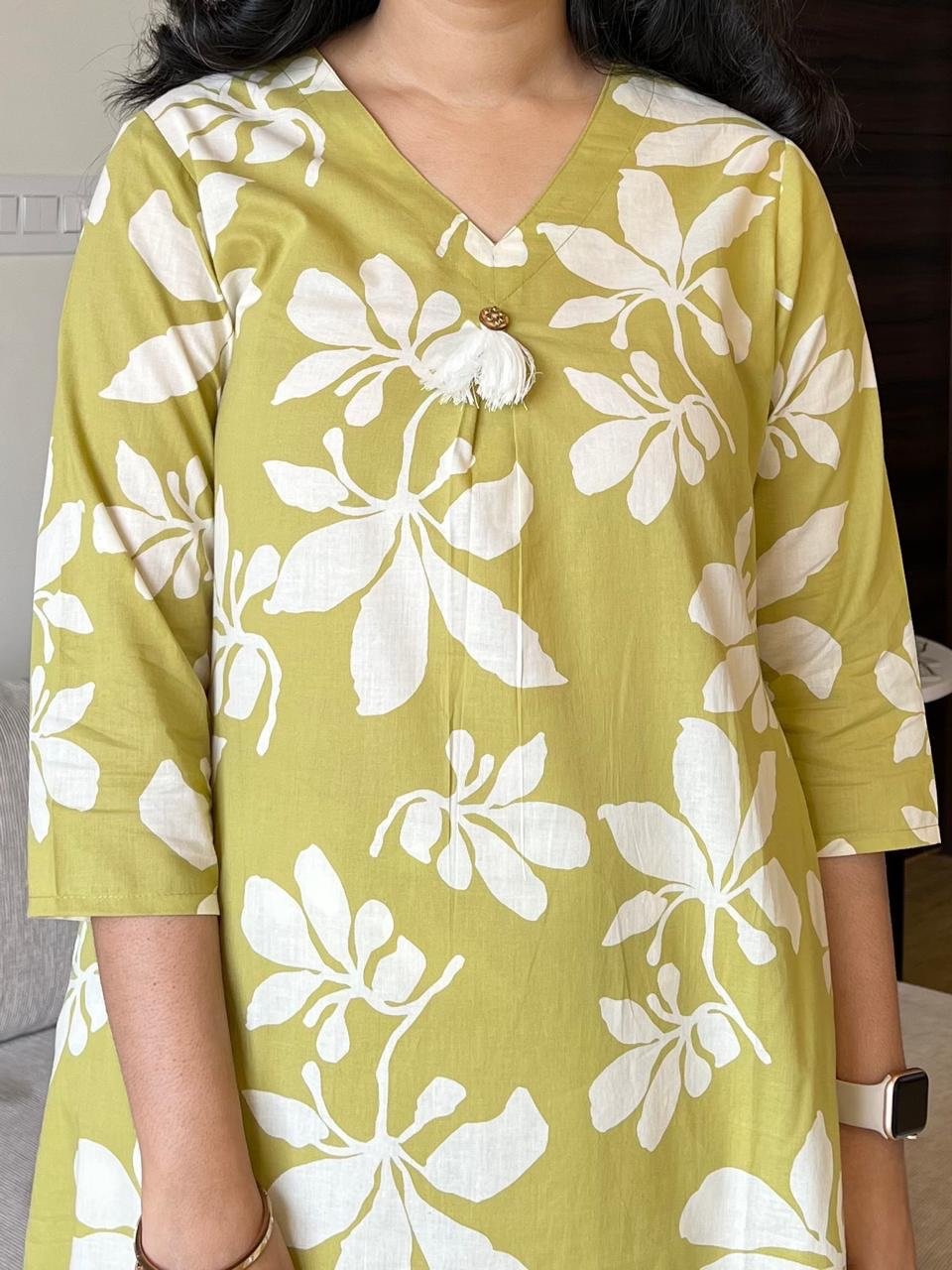 Kiran Relaxed Cotton Coord Set- Light Green