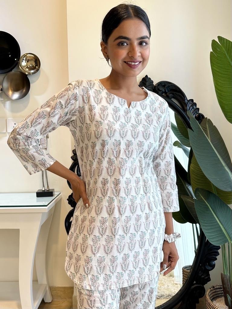 White Flower Booti Lounge Set