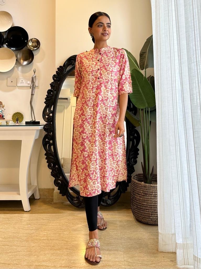 Weekend Rayon Kurta- Pink Cream Floral