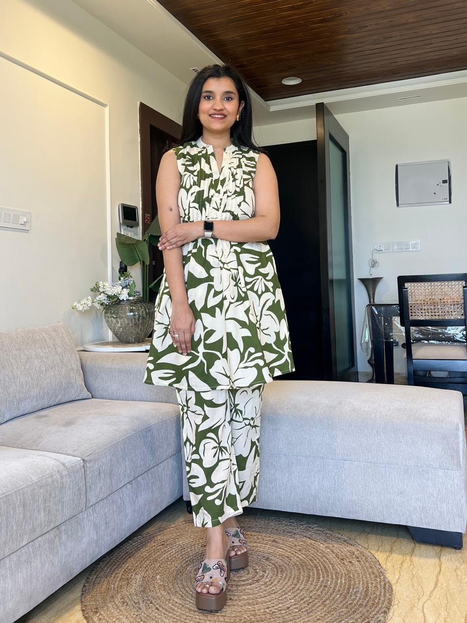 Meesa Pintuck Short Coord Set- Green