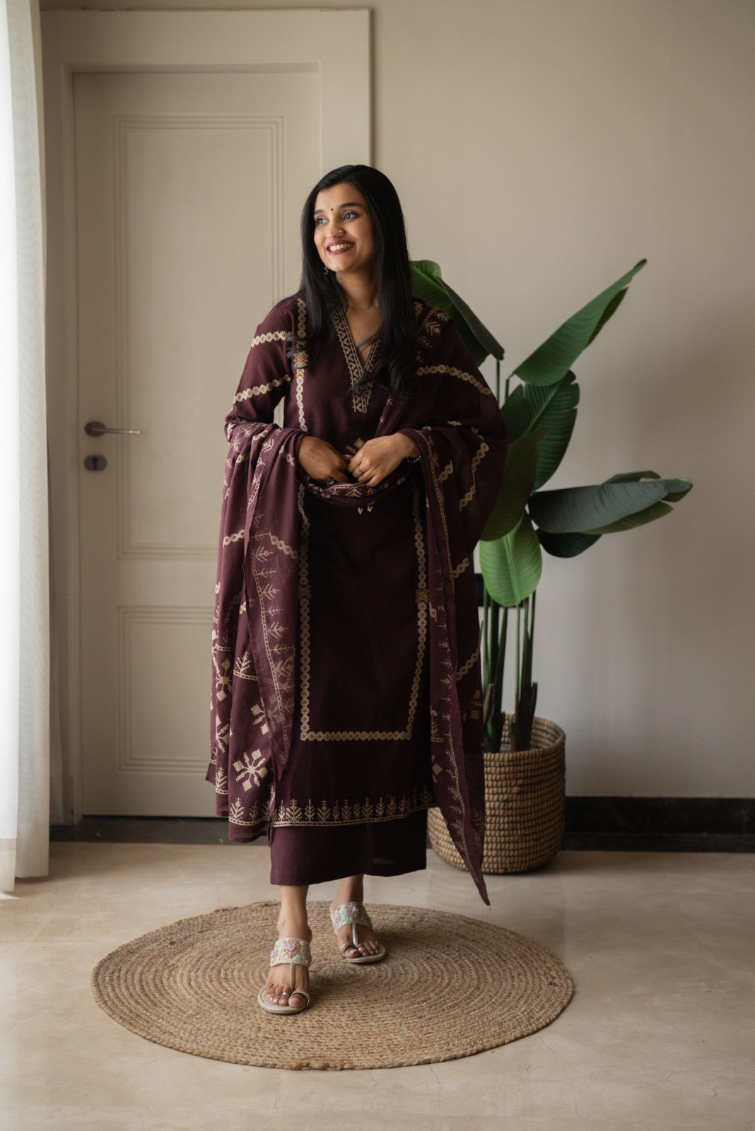 Yogya Elegant Slub Suit- Wine
