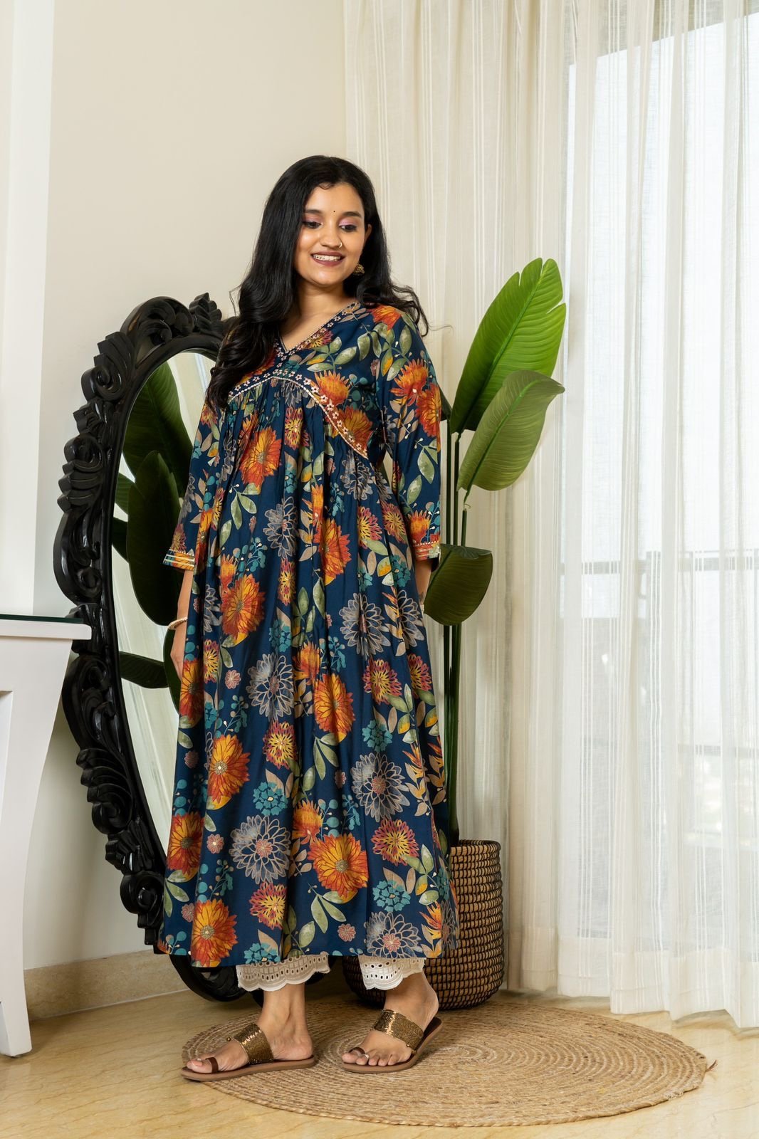 Muslin Alia Kurta- Dark blue Floral