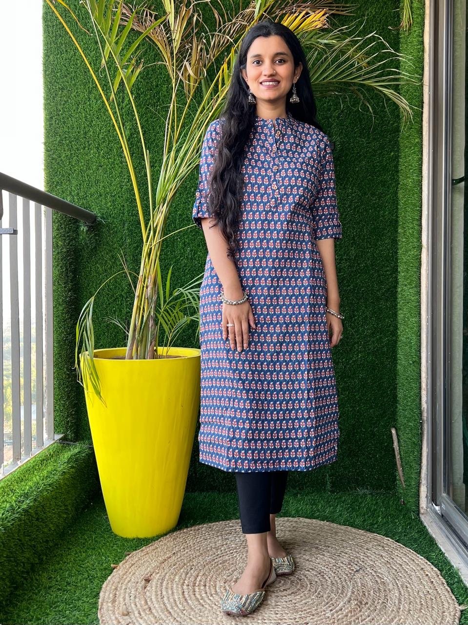 Weekend Cotton Kurta- Blue Choti Booti