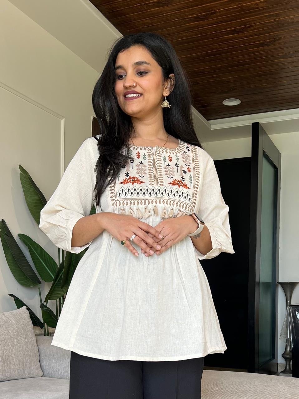 Zuri Off White Top- Tassel