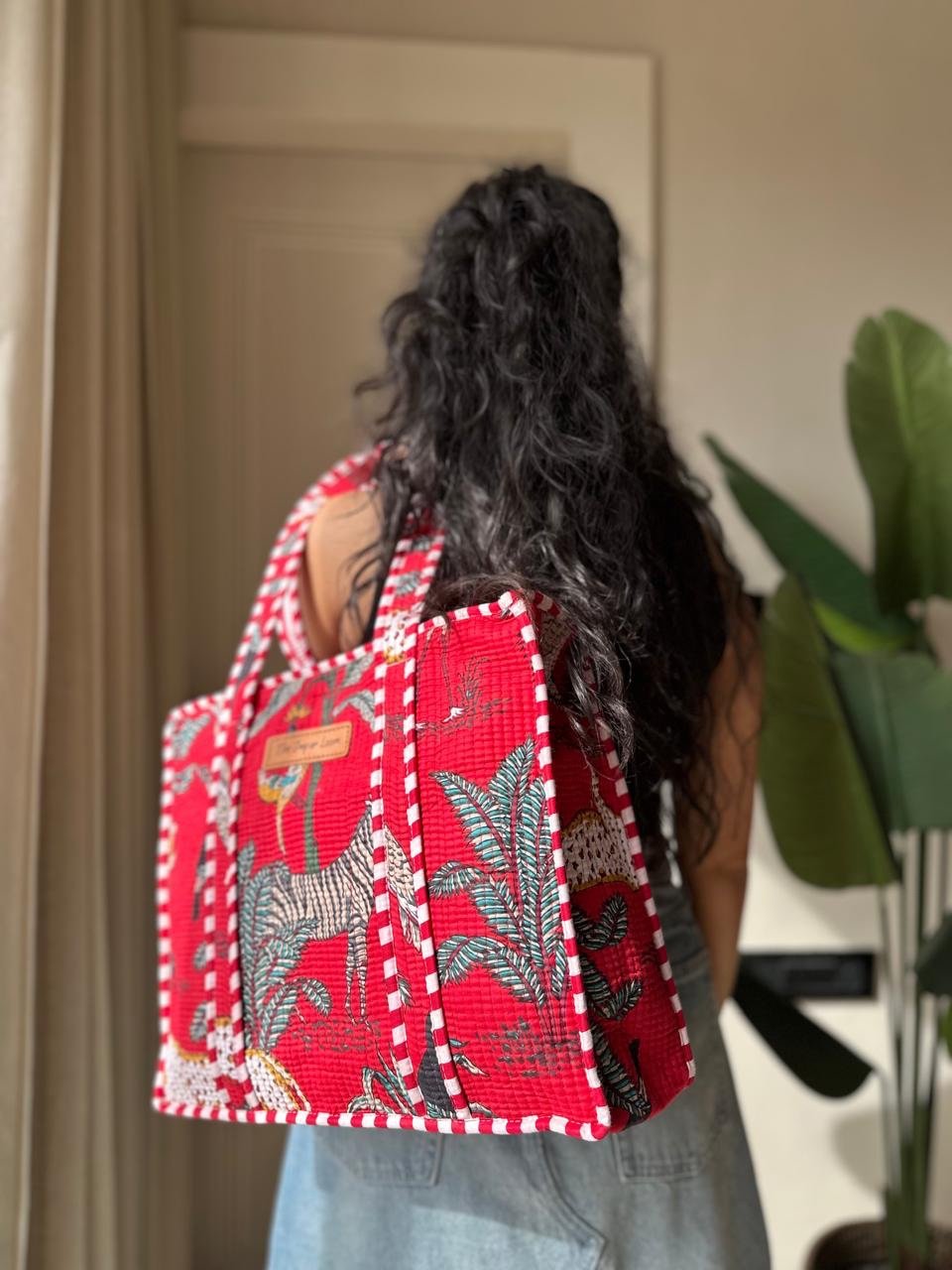 Quilted Tote Bag- Red Jungle