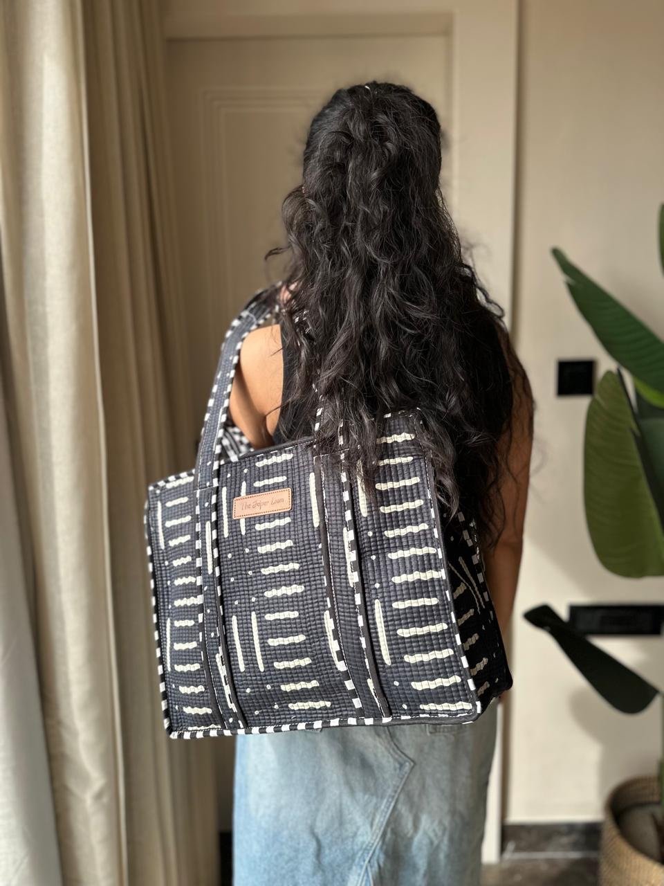 Quilted Tote Bag- Black Lines