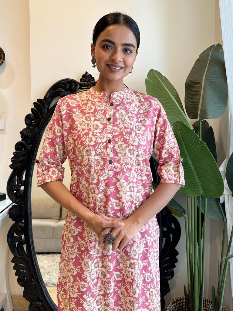 Weekend Rayon Kurta- Pink Cream Floral