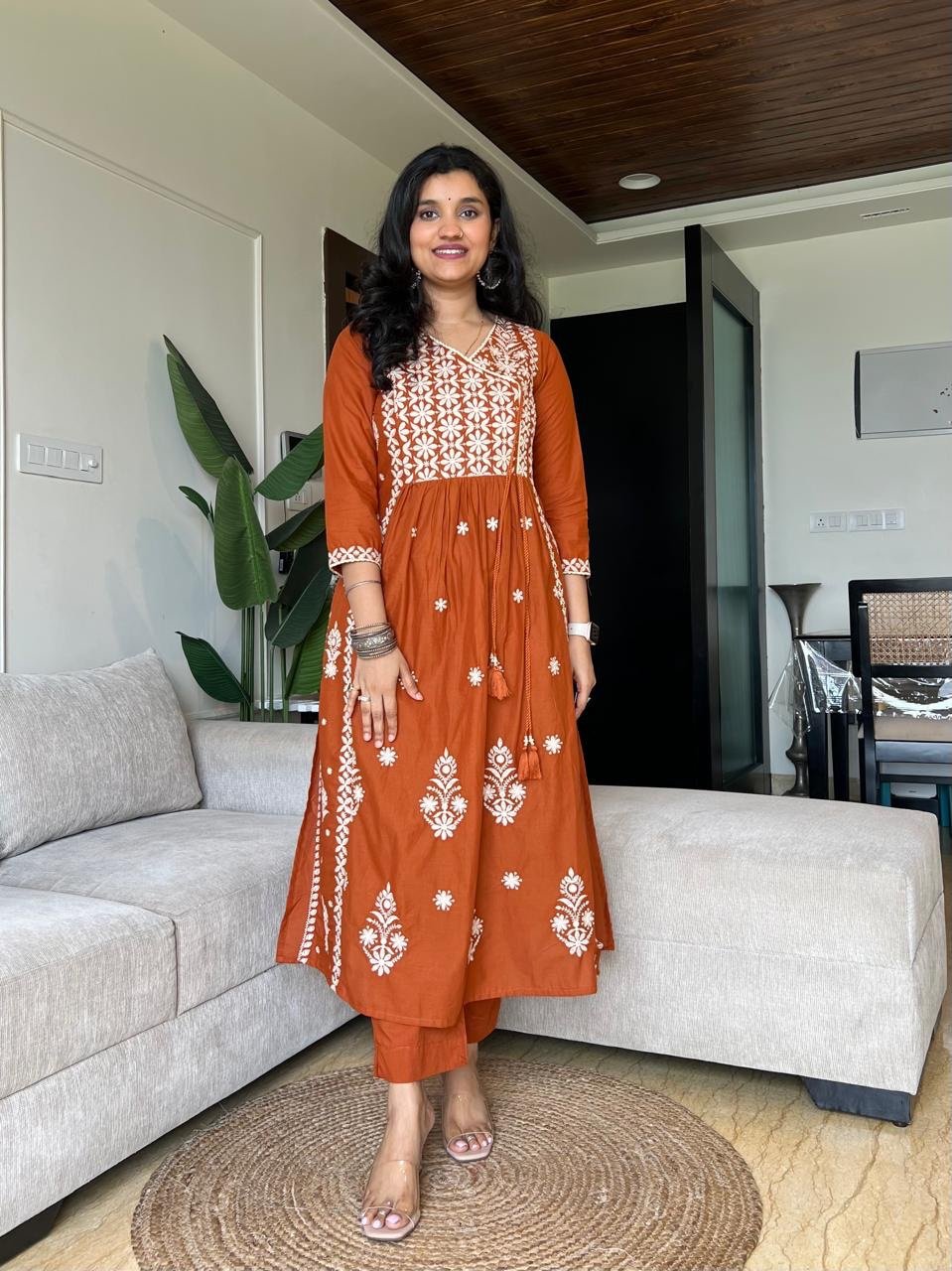 Karishma Embroidered Crushed Dupatta Set- Orange