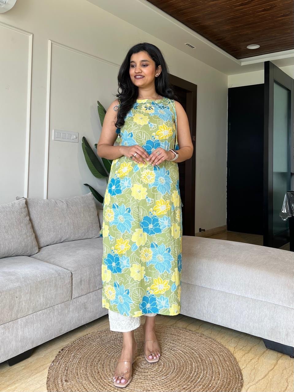 Roshni Sleeveless Cotton Tassel Kurta- Green