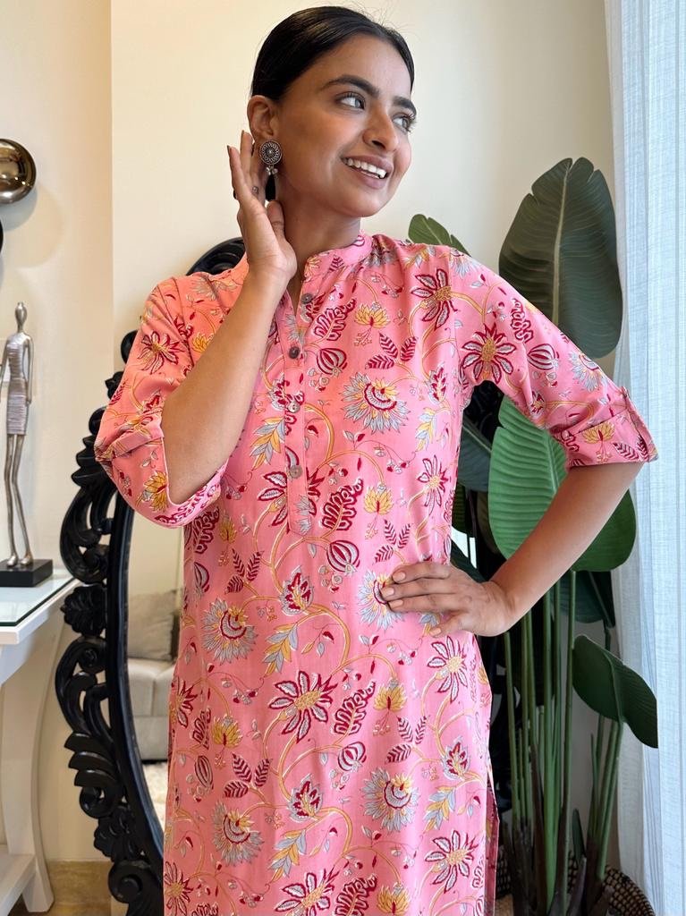 Weekend Rayon Kurta- Pink Floral