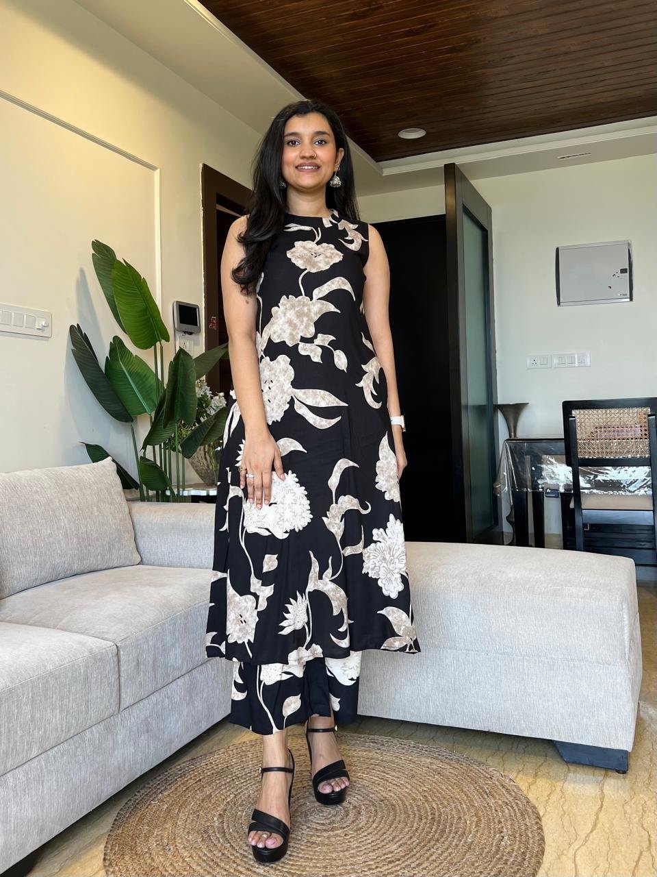 Jasmine Closed Neck Coord Set- Black Big Florals
