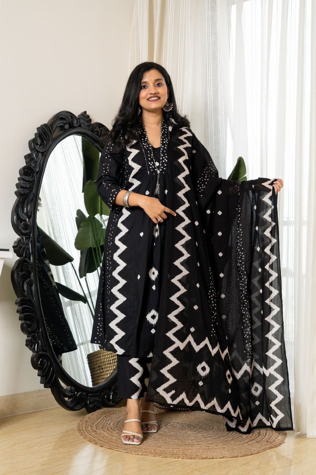 Ziya Black Flared Cotton Set