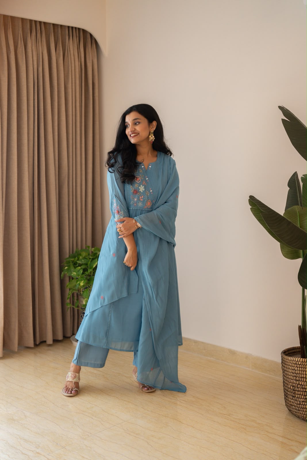 Aaina Embroidered Mul Chanderi Suit- Sky Blue