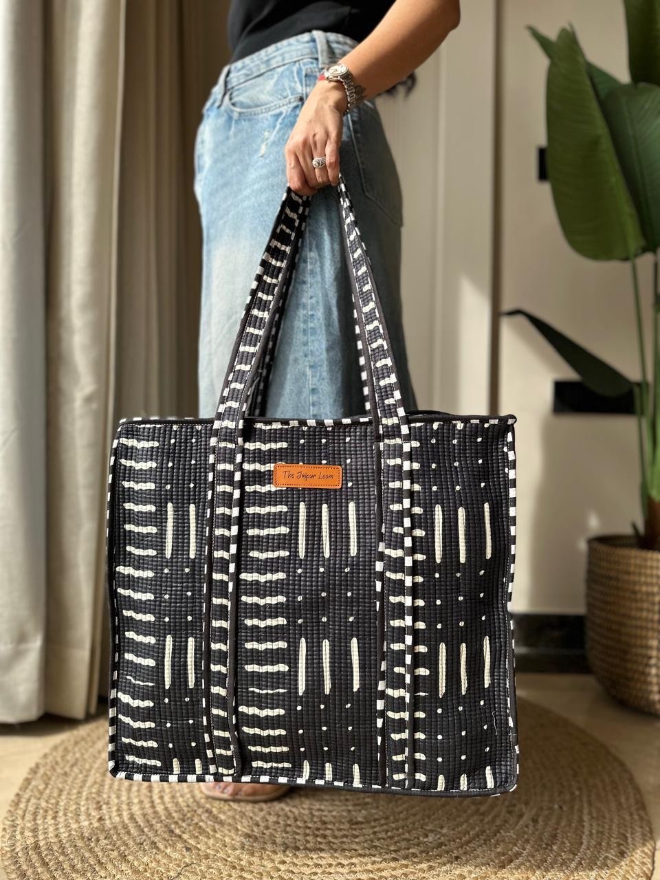 Quilted Tote Bag- Black Lines