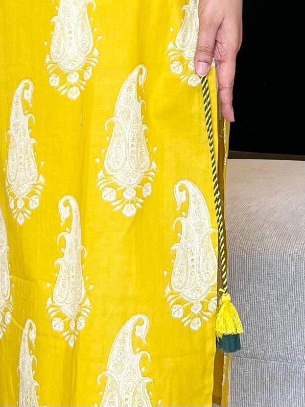 Roshni Sleeveless Cotton Tassel Kurta- Yellow