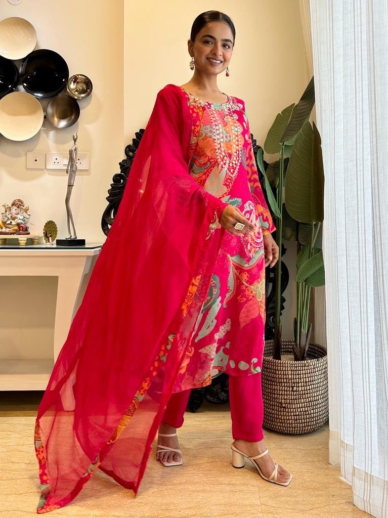 Bright Pink Floral Chinnon Sets