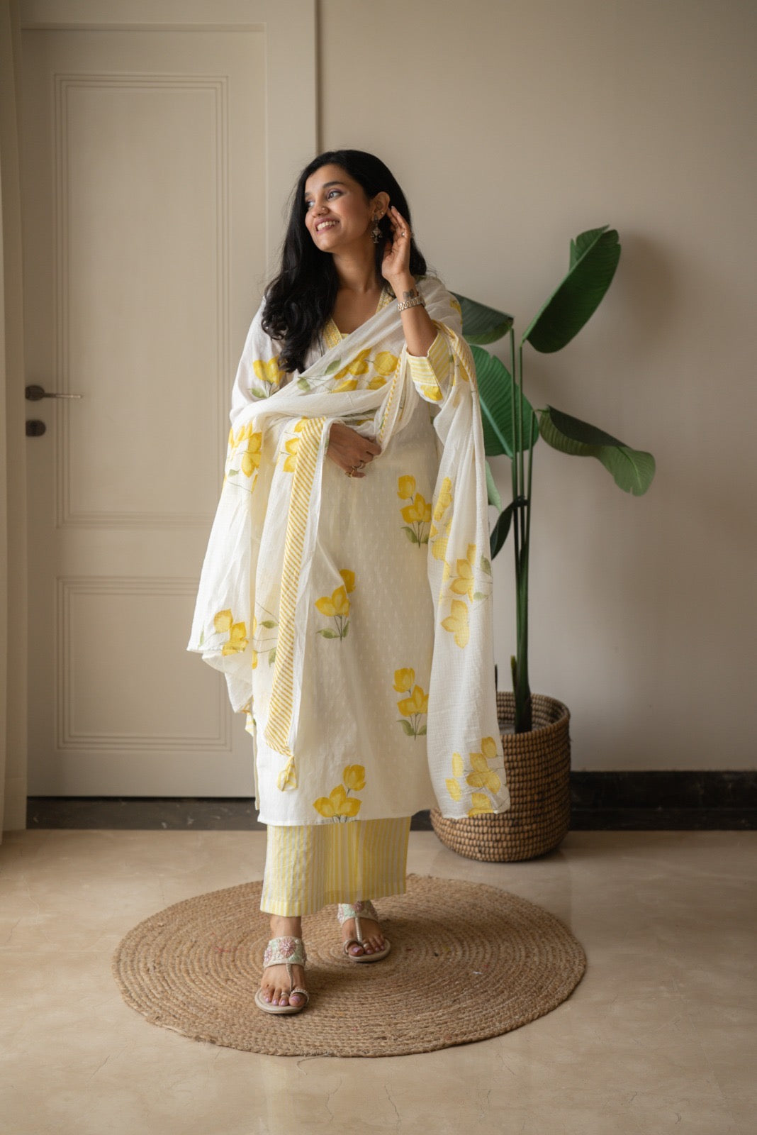 Gusha Cotton Suit- White & Yellow