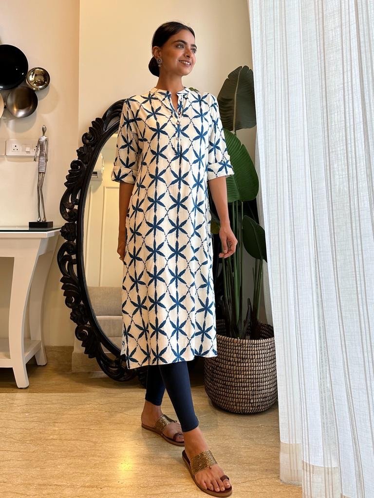 Weekend Rayon Kurta- White Indigo Jaal