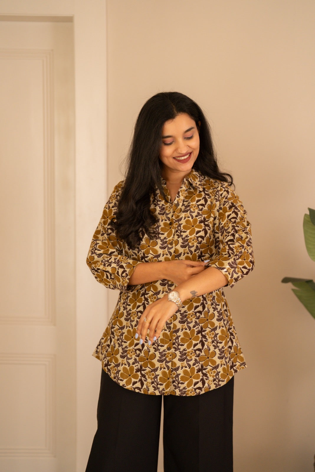 Zora Slub Cotton Shirt- Brown Leaves