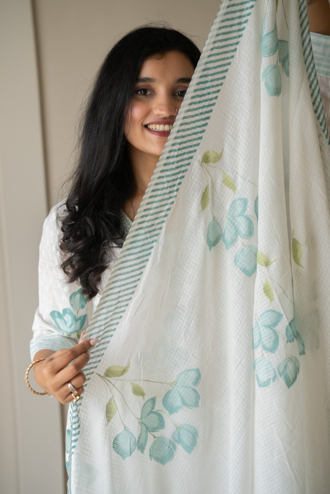 Gusha Cotton Suit- White & Blue