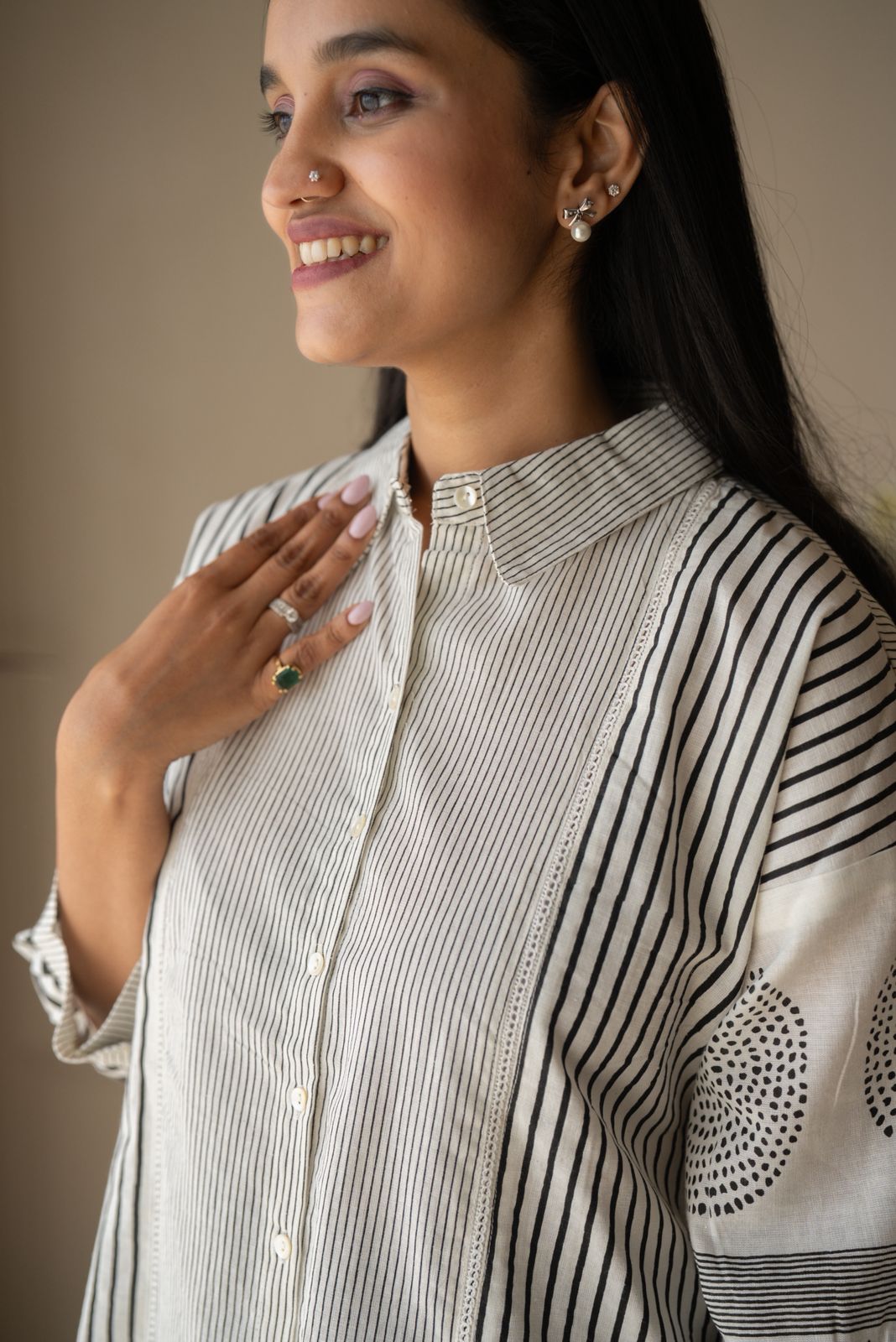 Zuka White & Black Shirt