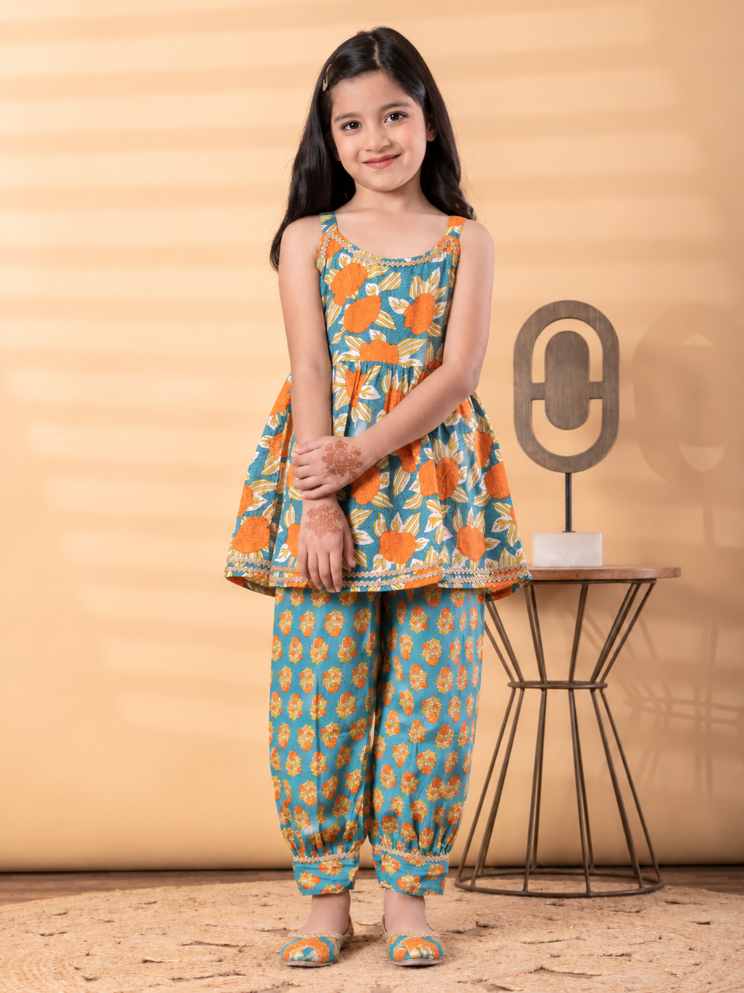 Gulmo Girls’ Peplum Set