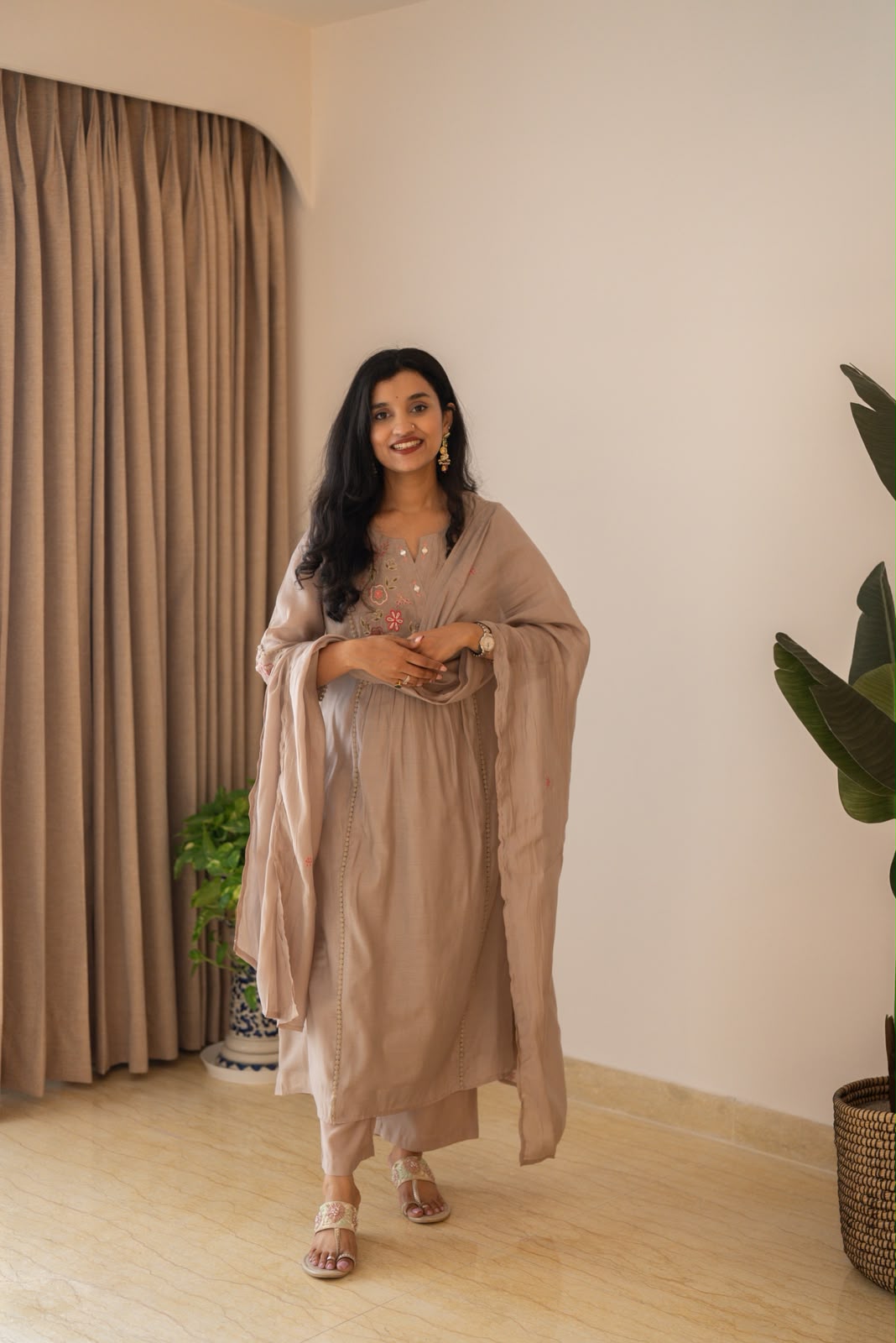 Aaina Embroidered Mul Chanderi Suit- Nude