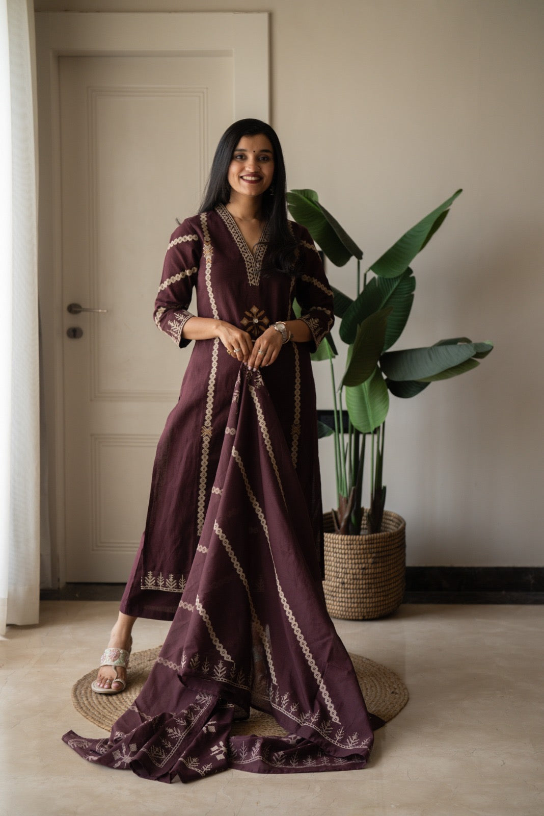 Yogya Elegant Slub Suit- Wine