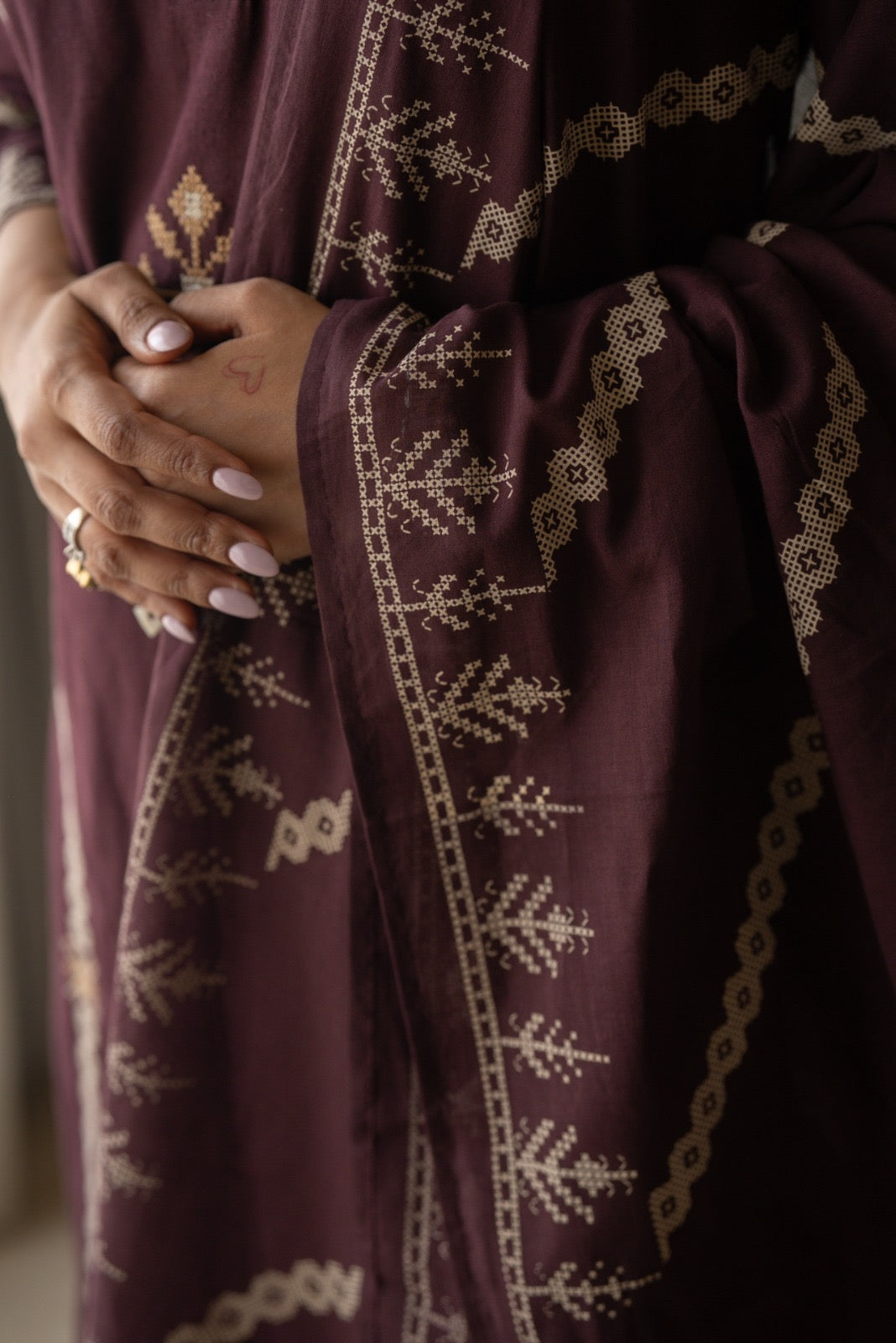 Yogya Elegant Slub Suit- Wine