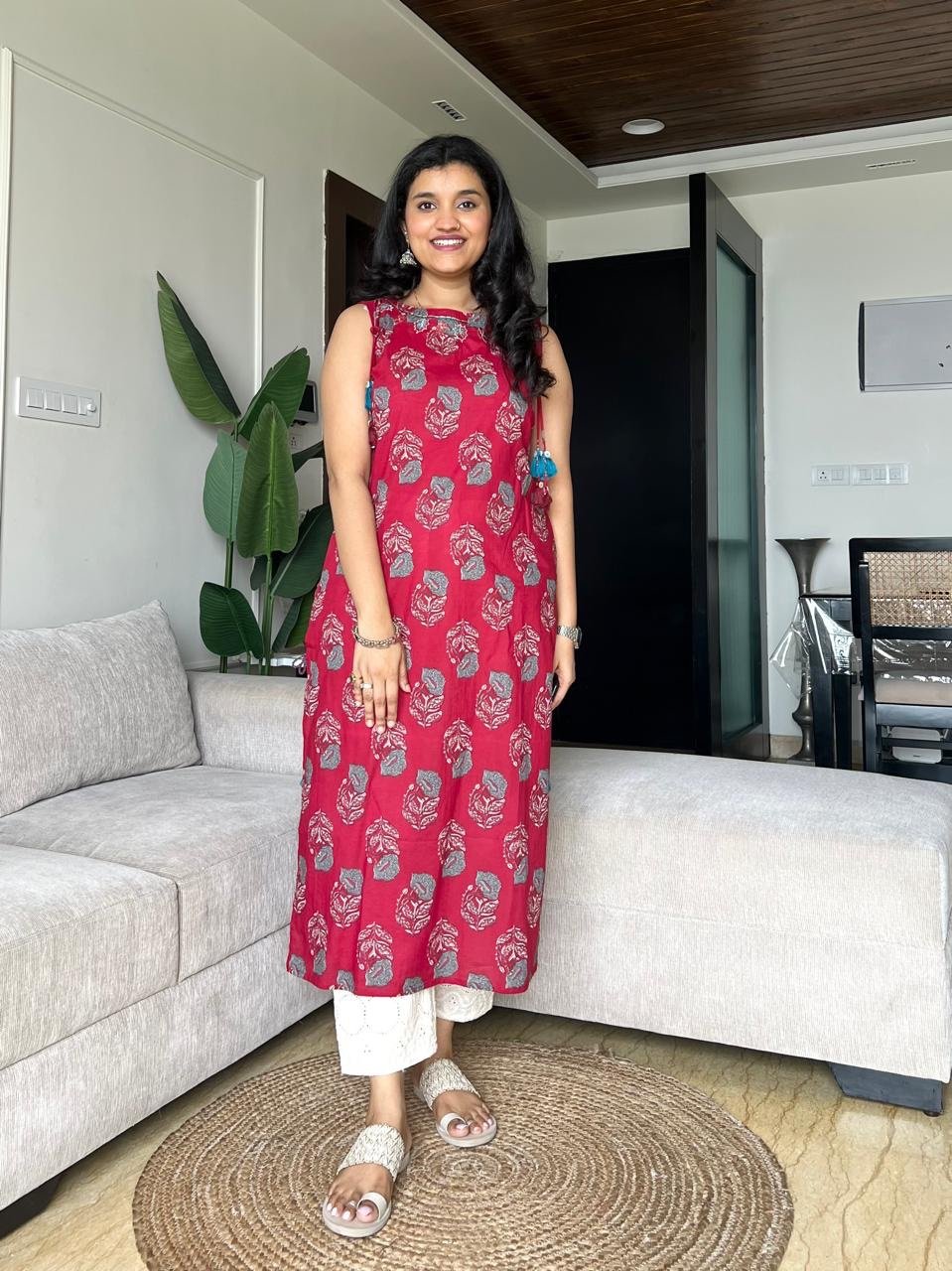 Roshni Sleeveless Cotton Tassel Kurta- Dark Pink