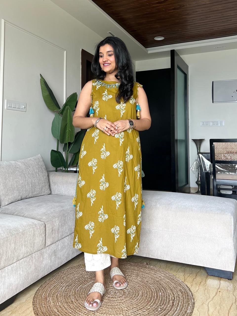 Roshni Sleeveless Cotton Tassel Kurta- Olive Boota