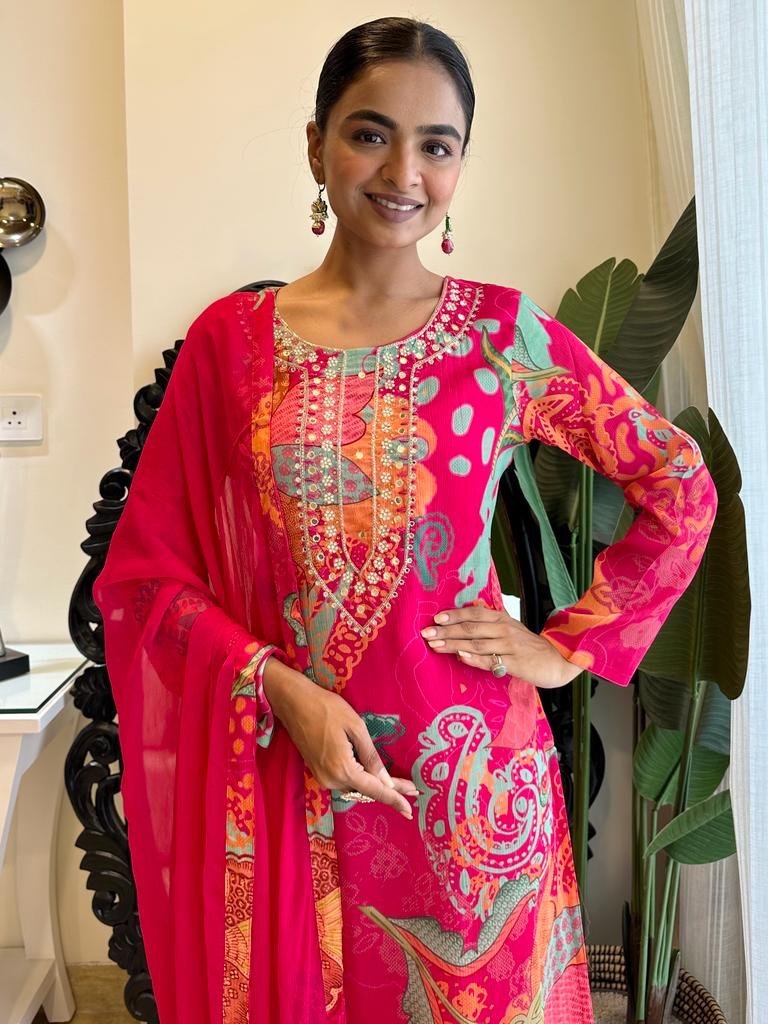 Bright Pink Floral Chinnon Sets