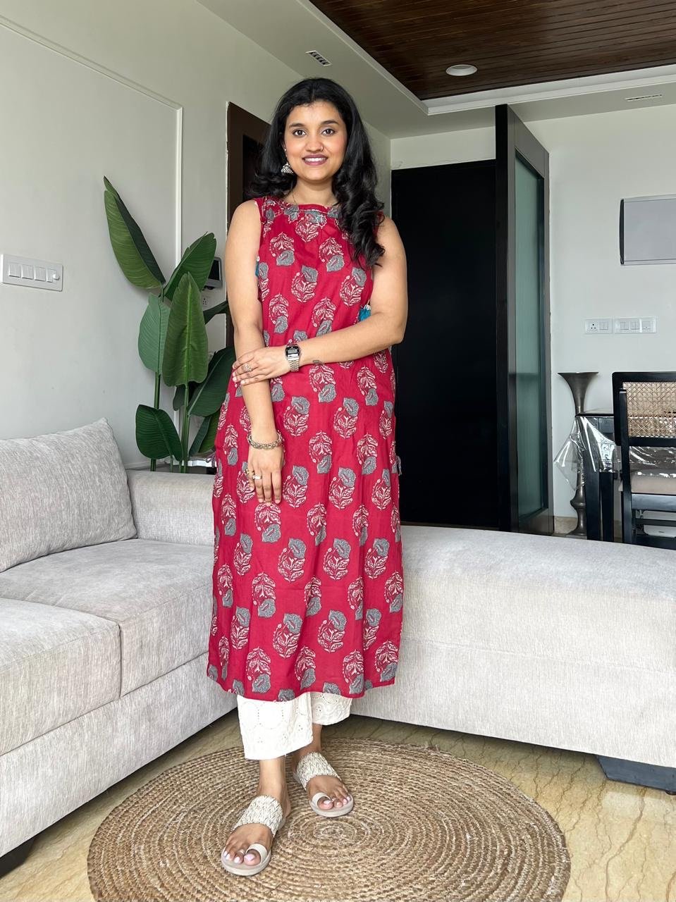 Roshni Sleeveless Cotton Tassel Kurta- Dark Pink
